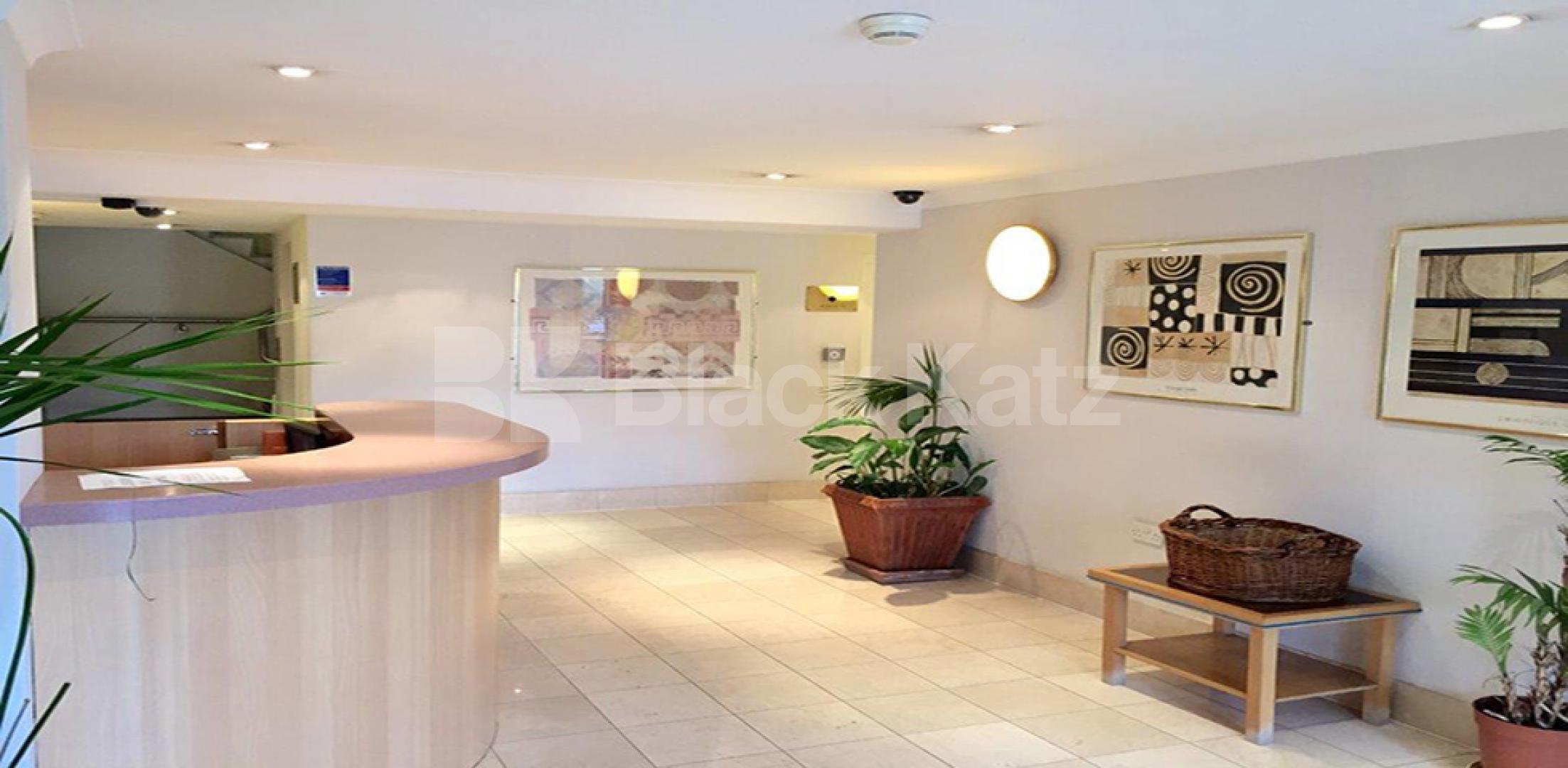 			UNDER OFFER , 2 Bedroom, 1 bath, 1 reception Apartment			 Draymans Court, Stockwell Green